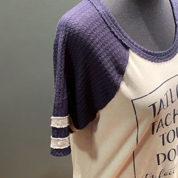 Maurices heather gray, navy waffle short sleeve football theme graphic tee shirt - Picture 5 of 7